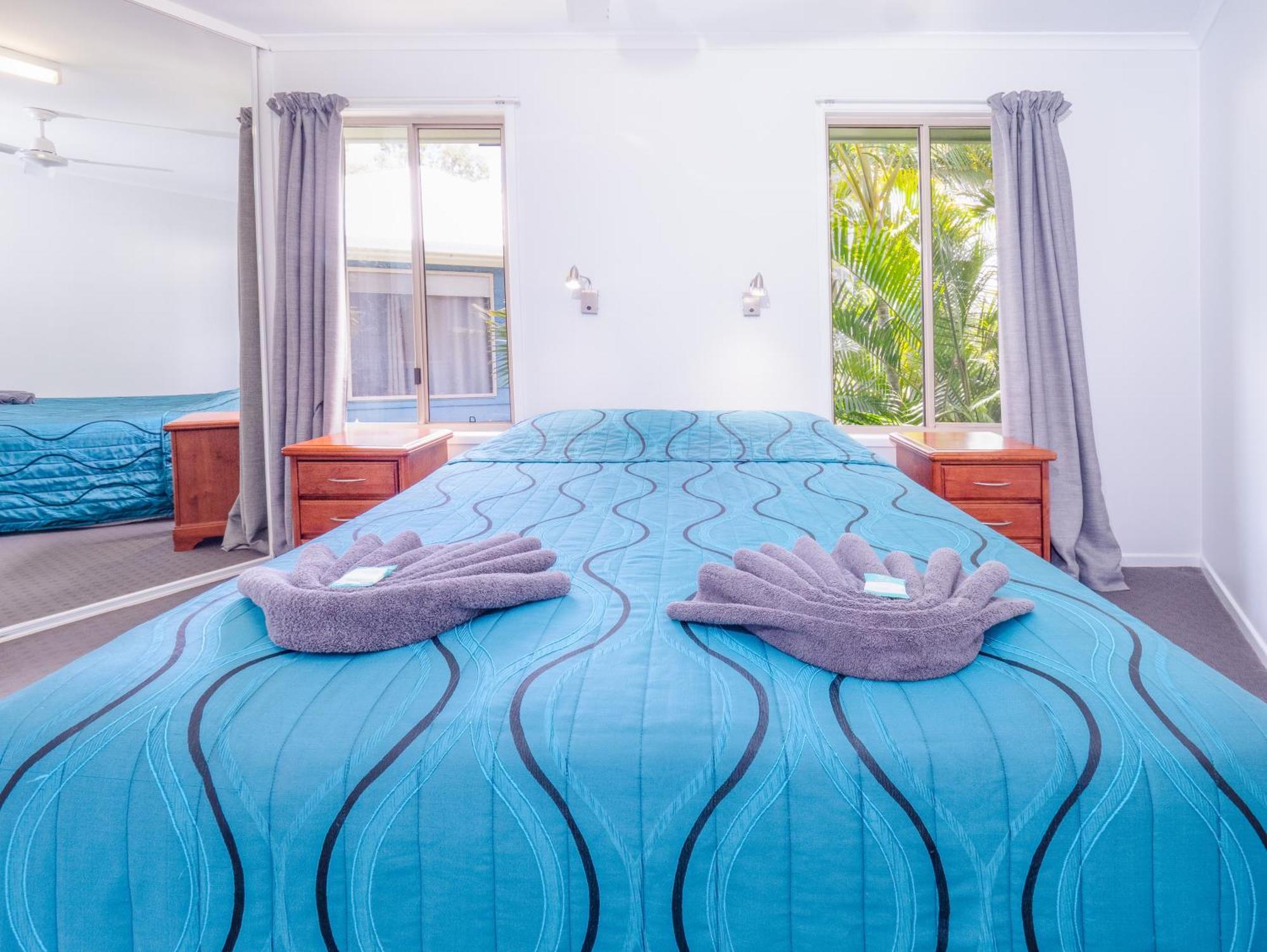 Boyne Island Motel And Villas Экстерьер фото