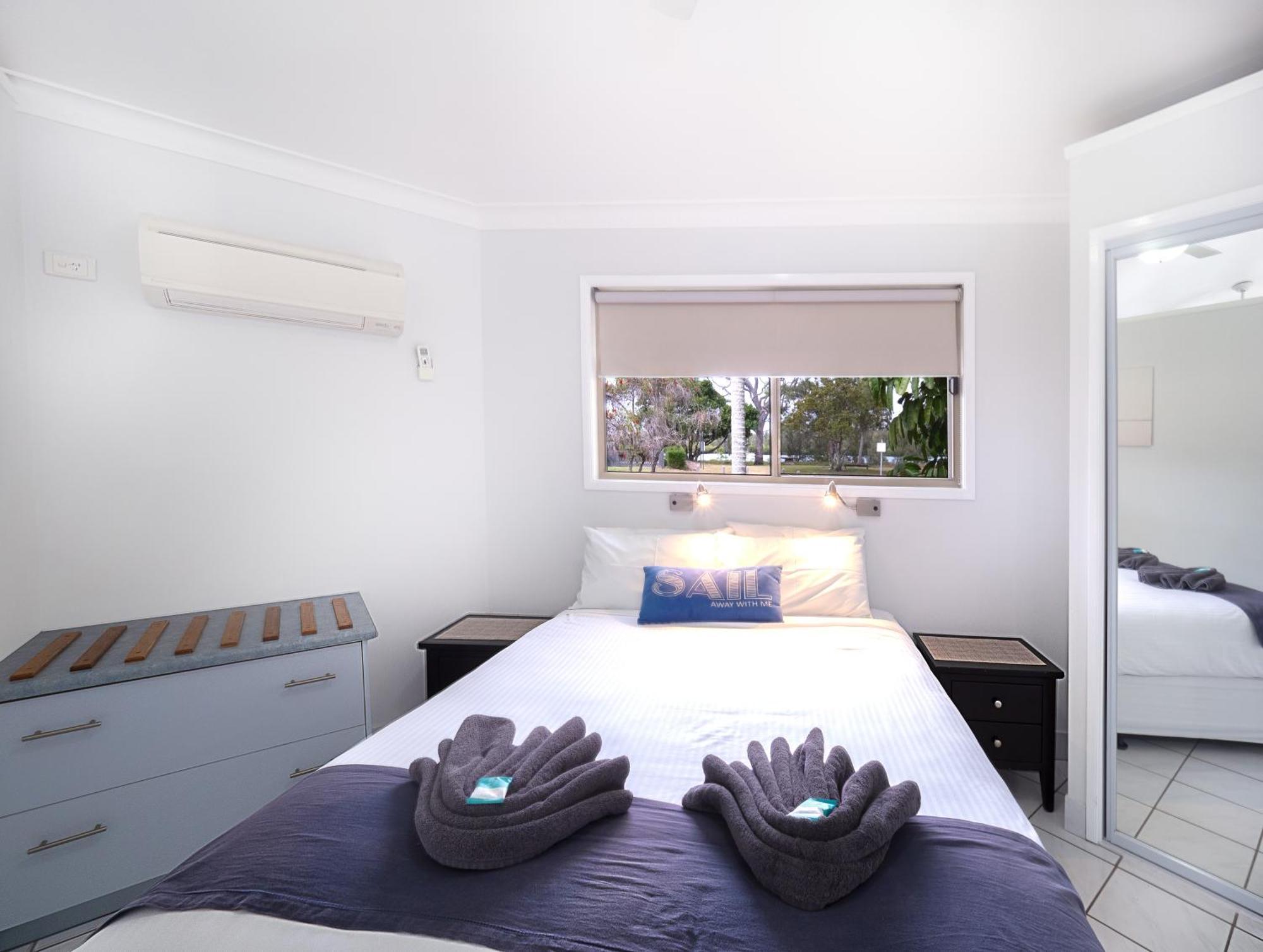 Boyne Island Motel And Villas Экстерьер фото